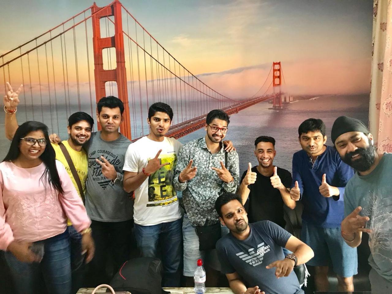 California Hostel Dubai Eksteriør billede